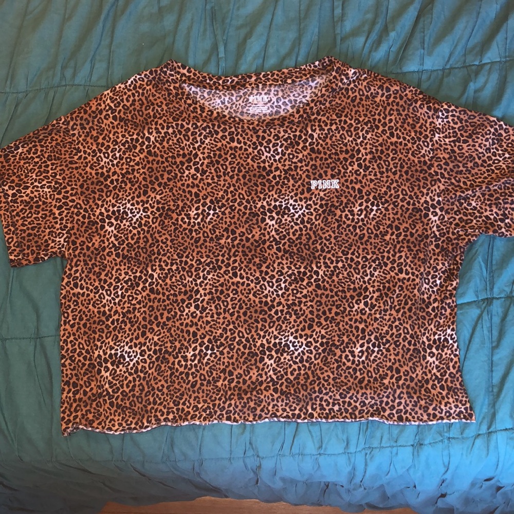 Victoria Secret PINK Leopard Cropped Tee Size M NWOT